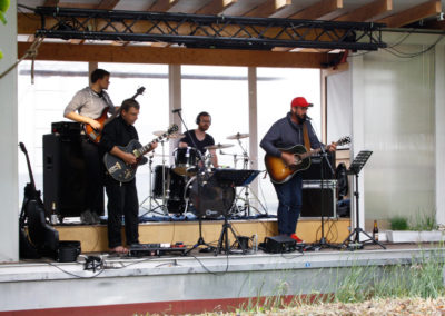 Offene Bühne in Zehdenick, Band spielt auf der Traumschüffbühne