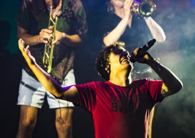 flo mit blaesern adri24 steffengeyerjpg